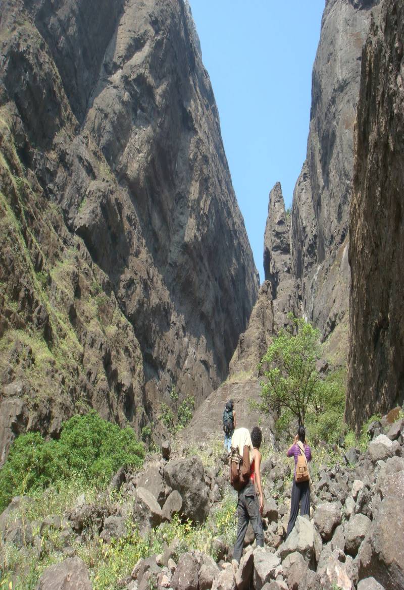 HARISHCHANDRAGAD TREK VIA NALICHI VAAT